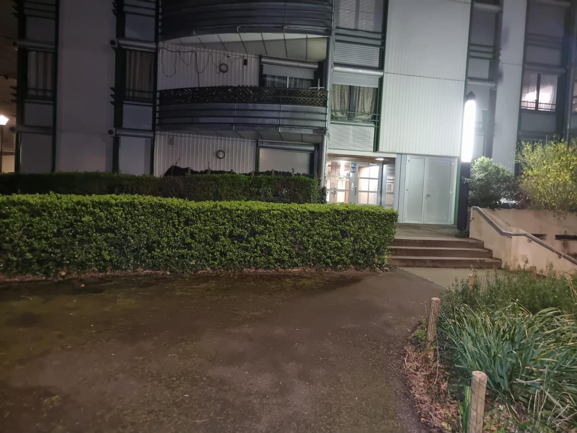 Ina-Olivia F5 A Massy Hotel Kültér fotó